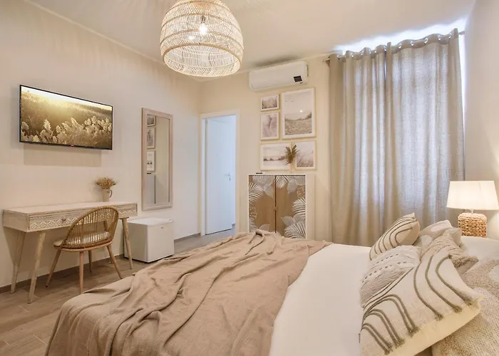 Versilia Mia - At 8min By Walk! New Rooms! Air Condition! Viareggio