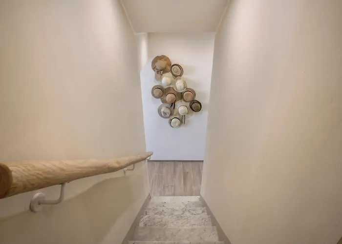 Versilia Mia - At 8min By Walk! New Rooms! Air Condition! ゲストハウス ヴィアレッジョ